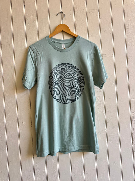 Circle Wave Tee in Sky Blue