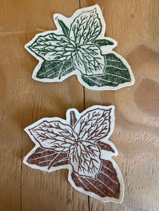 Trillium Dark Green & Brown Iron-On Patch