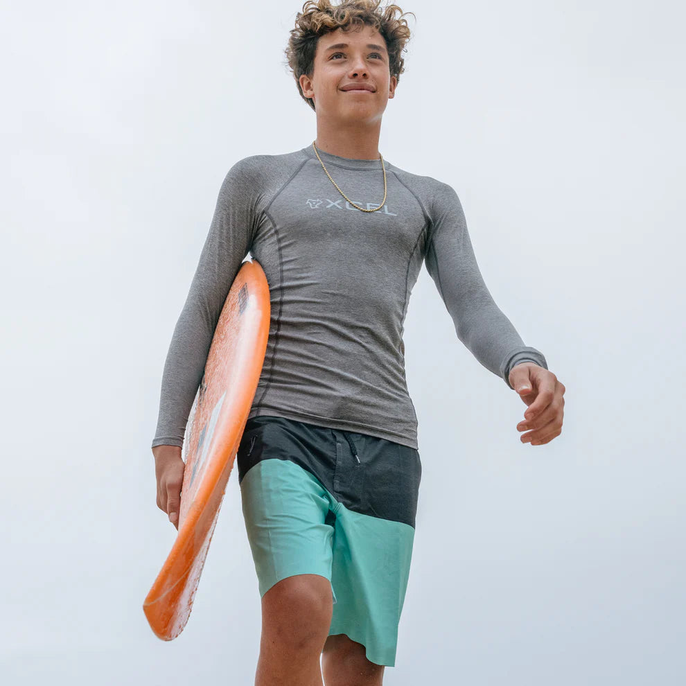 Men's Premium Stretch Long Sleeve Performance Fit UV Top in Heather Grey